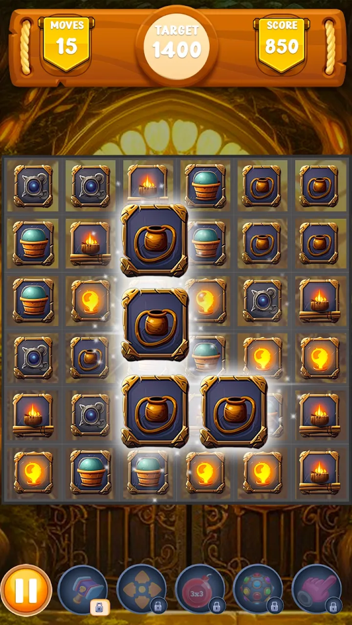 Spiel-Screenshot 2: Spielfeld mit Reliquien